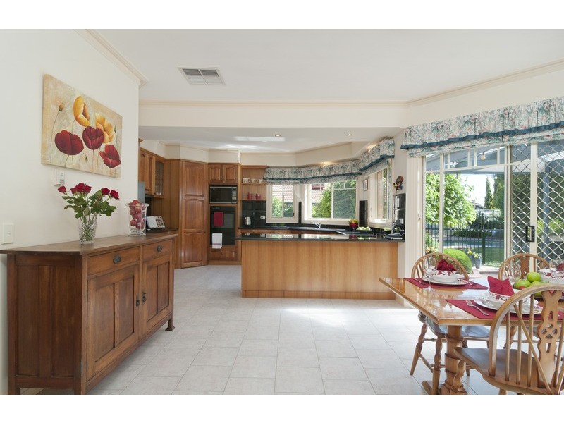 25-27 Yarraridge Drive, Chirnside Park VIC 3116