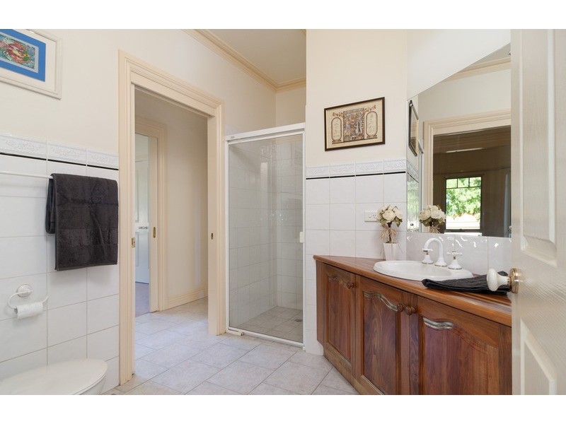 25-27 Yarraridge Drive, Chirnside Park VIC 3116