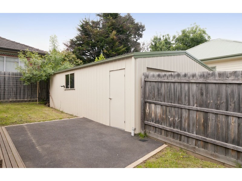 10 Charles Street, Mooroolbark VIC 3138