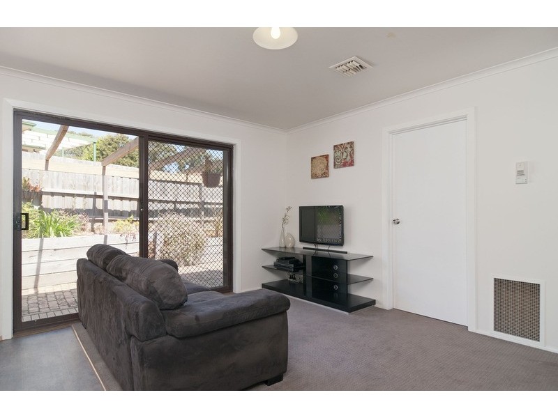 56 Barker Drive, Mooroolbark VIC 3138