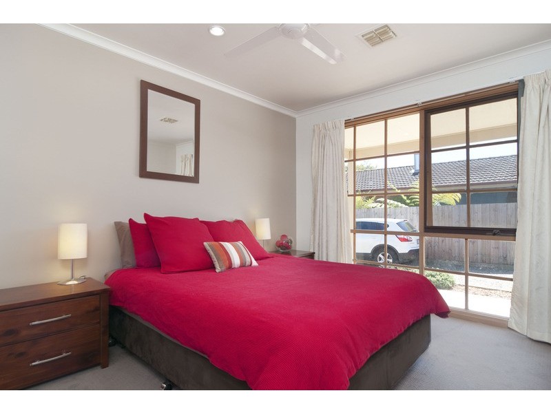 56 Barker Drive, Mooroolbark VIC 3138