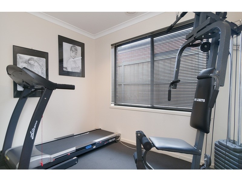 8 Bayview Rise, Bayswater North VIC 3153