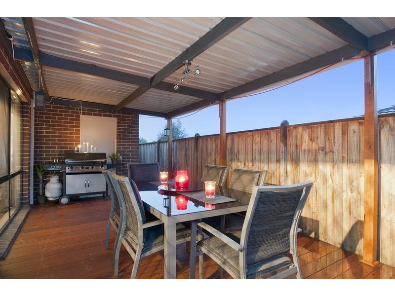 8 Bayview Rise, Bayswater North VIC 3153