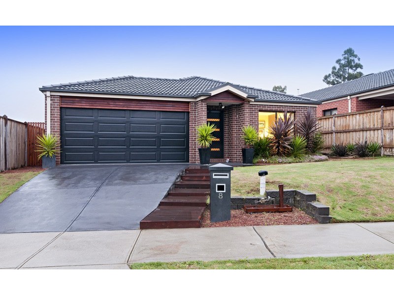 8 Bayview Rise, Bayswater North VIC 3153