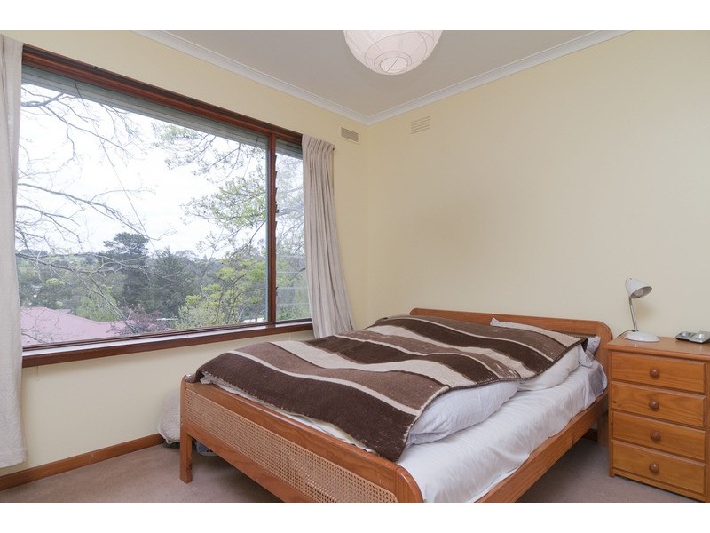 16 English Street, Seville VIC 3139