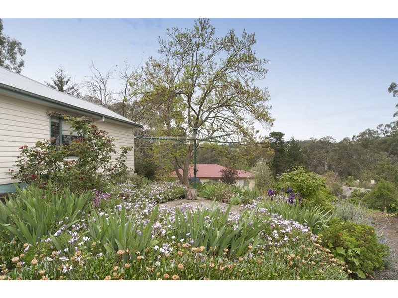 16 English Street, Seville VIC 3139