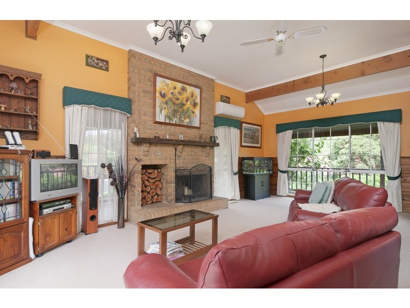 10 Graneby Rise, Mount Evelyn VIC 3796