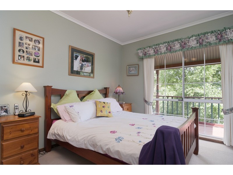 10 Graneby Rise, Mount Evelyn VIC 3796