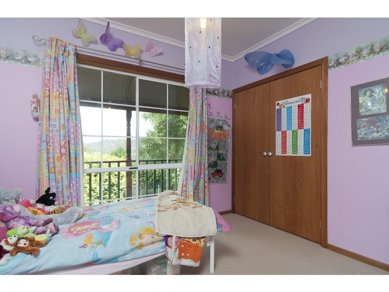 10 Graneby Rise, Mount Evelyn VIC 3796