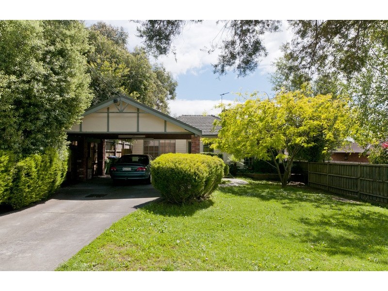 1/61 Exeter Road, Croydon North VIC 3136