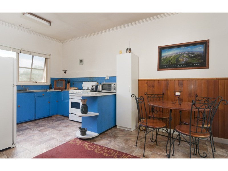 1/61 Exeter Road, Croydon North VIC 3136