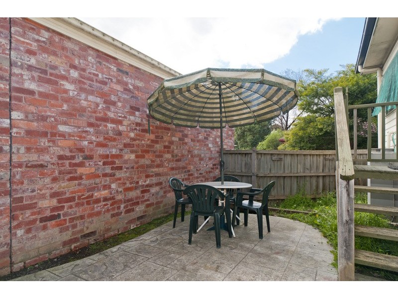 1/61 Exeter Road, Croydon North VIC 3136