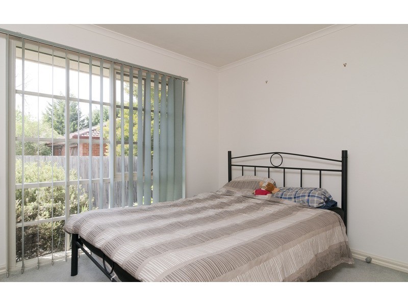 2/61 Exeter Road, Croydon North VIC 3136