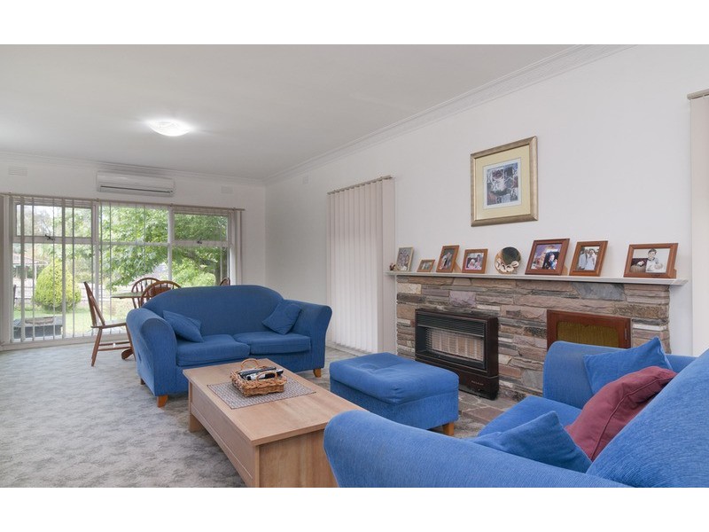 38 Sweetland Road, Mooroolbark VIC 3138