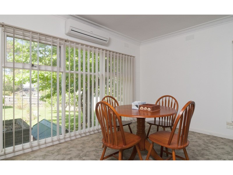 38 Sweetland Road, Mooroolbark VIC 3138