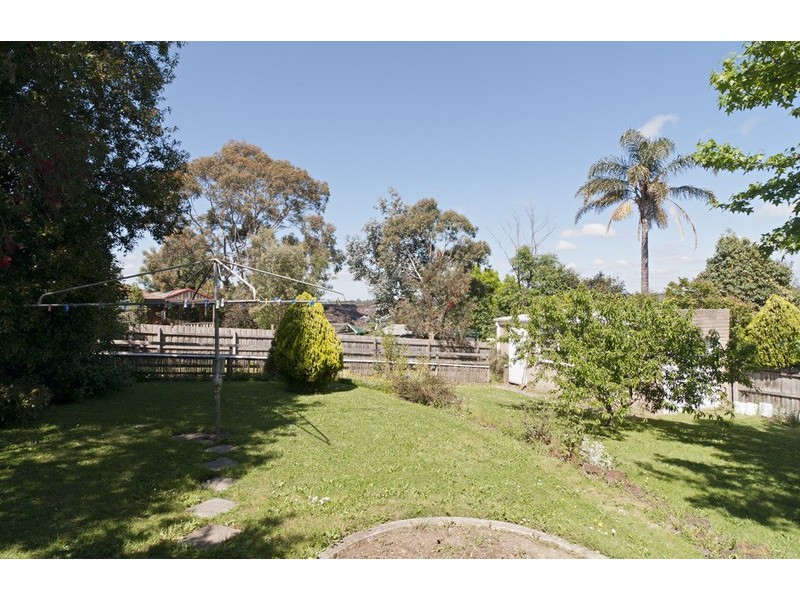38 Sweetland Road, Mooroolbark VIC 3138