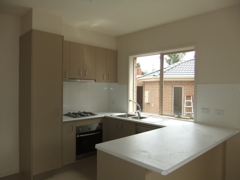 9 Kimberley Drive, Chirnside Park VIC 3116