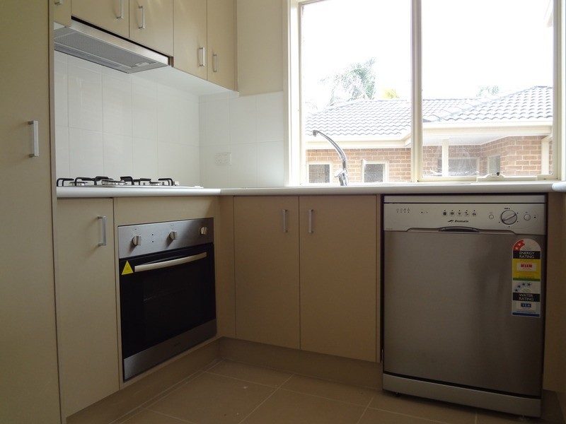 9 Kimberley Drive, Chirnside Park VIC 3116