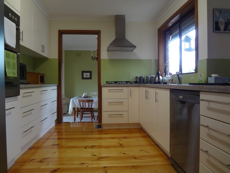 5 Ross Pincott Drive, Mooroolbark VIC 3138