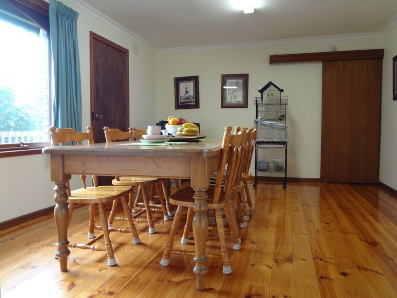 5 Ross Pincott Drive, Mooroolbark VIC 3138