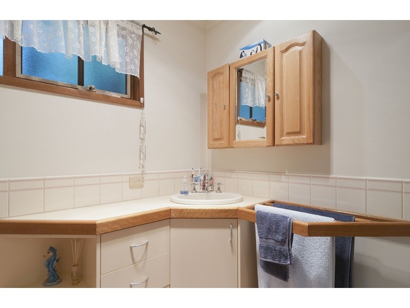 2 Christa Court, Lilydale VIC 3140