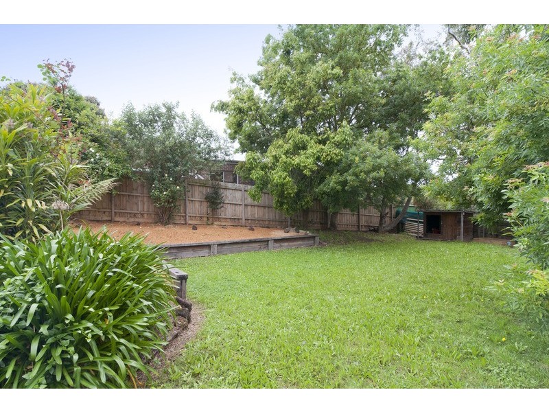 6 Edward Road, Chirnside Park VIC 3116