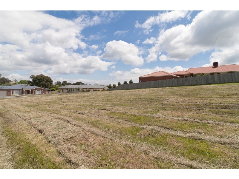 11 Bellbird Drive, Lilydale VIC 3140