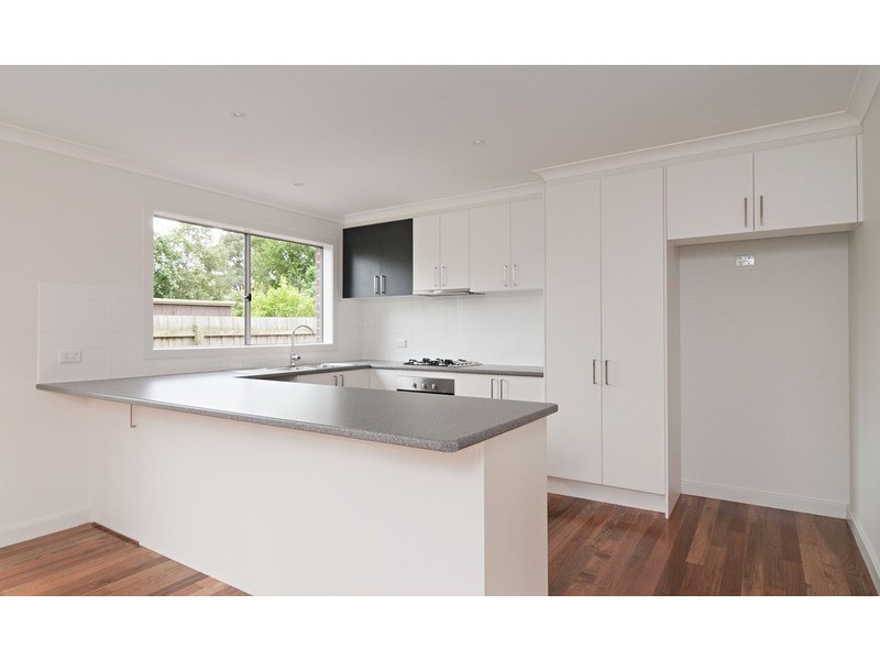 2/24 Garden Street, Kilsyth VIC 3137