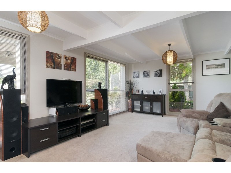 84 Bellara Drive, Mooroolbark VIC 3138