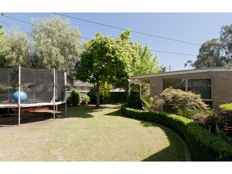 84 Bellara Drive, Mooroolbark VIC 3138