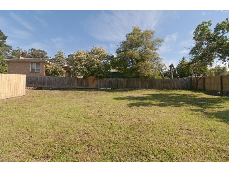 2/103 Pembroke  Road, Mooroolbark VIC 3138