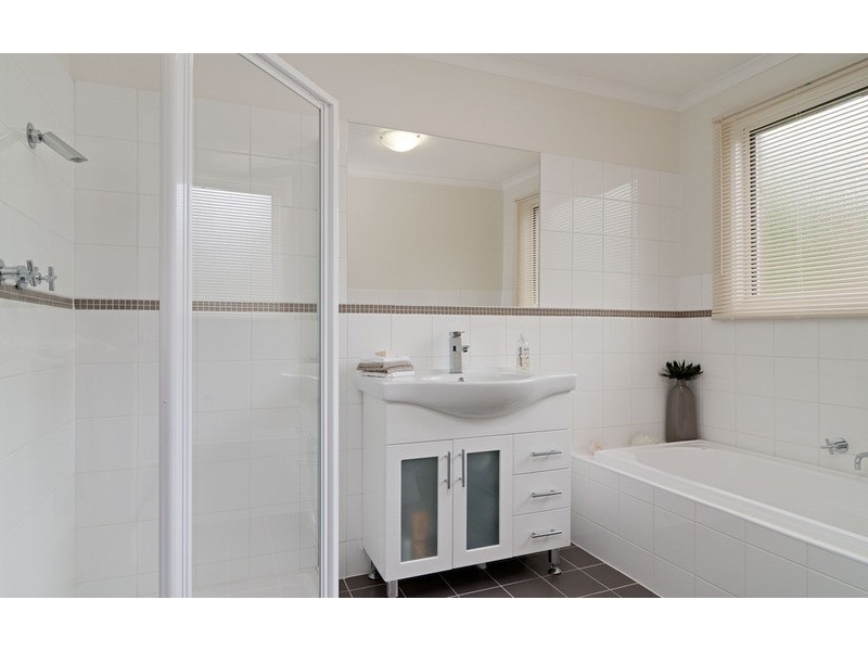 33 Rangeview  Road, Mount Evelyn VIC 3796