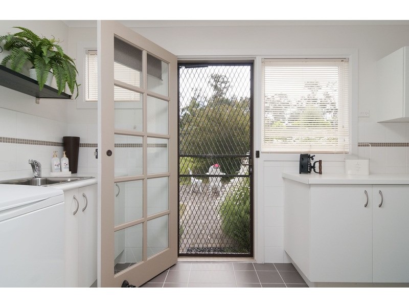 33 Rangeview  Road, Mount Evelyn VIC 3796