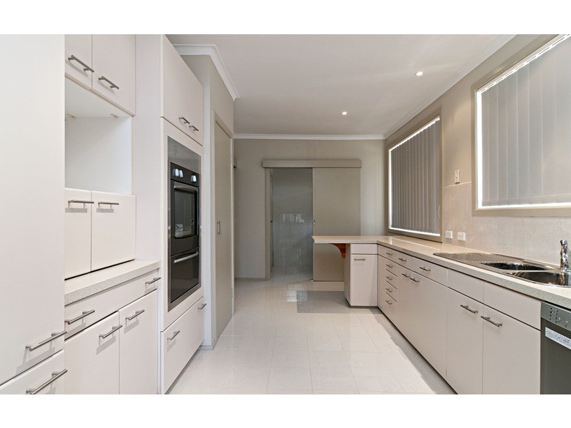 1/5 Contour Court, Chirnside Park VIC 3116