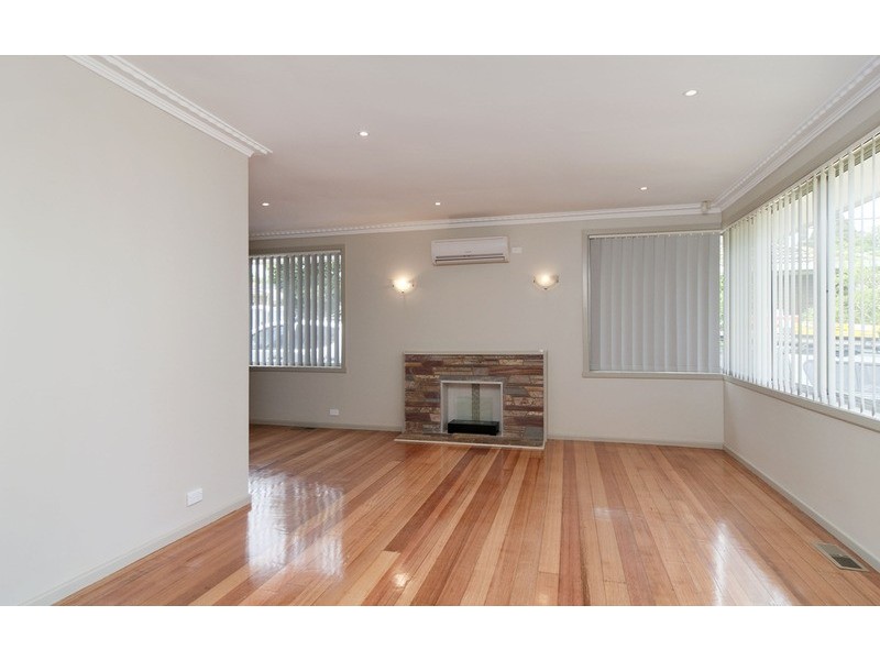 1/5 Contour Court, Chirnside Park VIC 3116