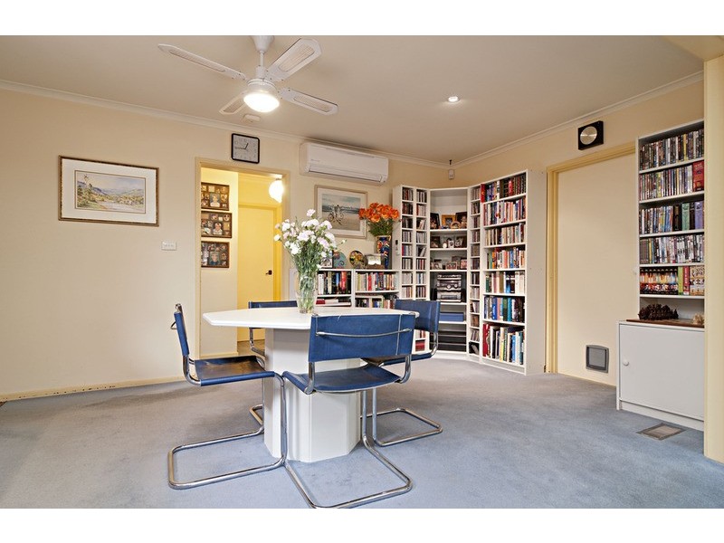 21 Songbird Avenue, Chirnside Park VIC 3116