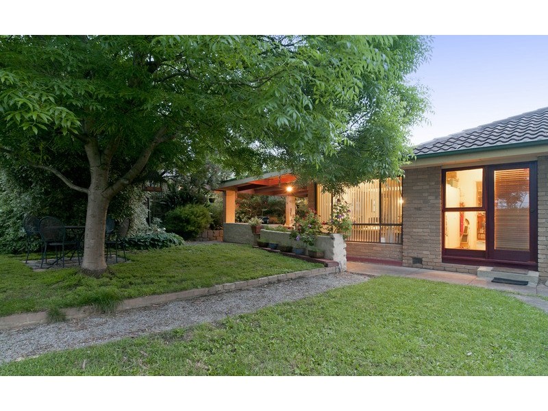 21 Songbird Avenue, Chirnside Park VIC 3116