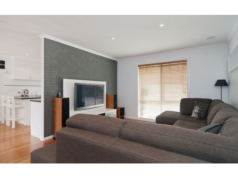 9/23 Lena Grove, Kilsyth VIC 3137