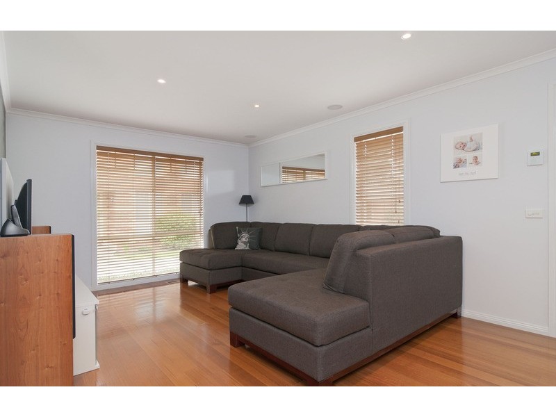 9/23 Lena Grove, Kilsyth VIC 3137