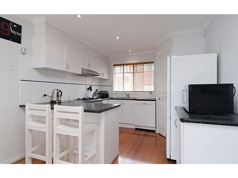 9/23 Lena Grove, Kilsyth VIC 3137