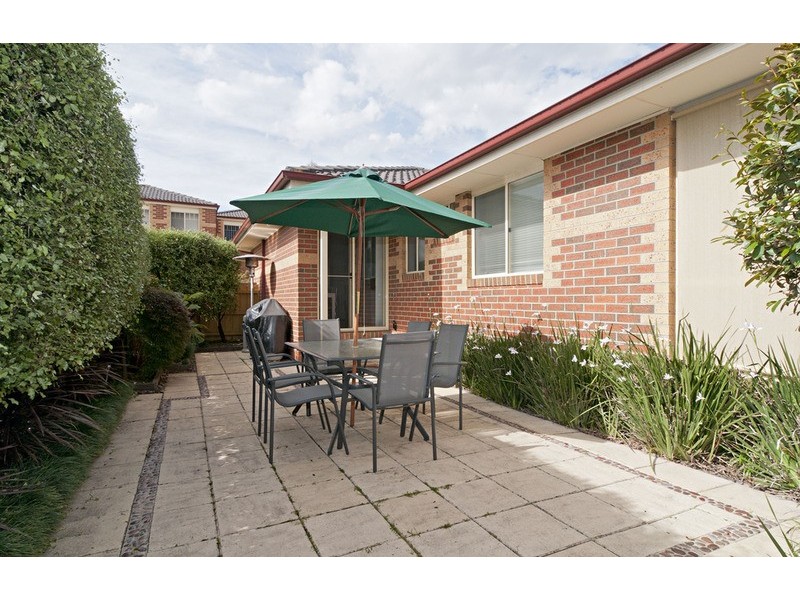 9/23 Lena Grove, Kilsyth VIC 3137