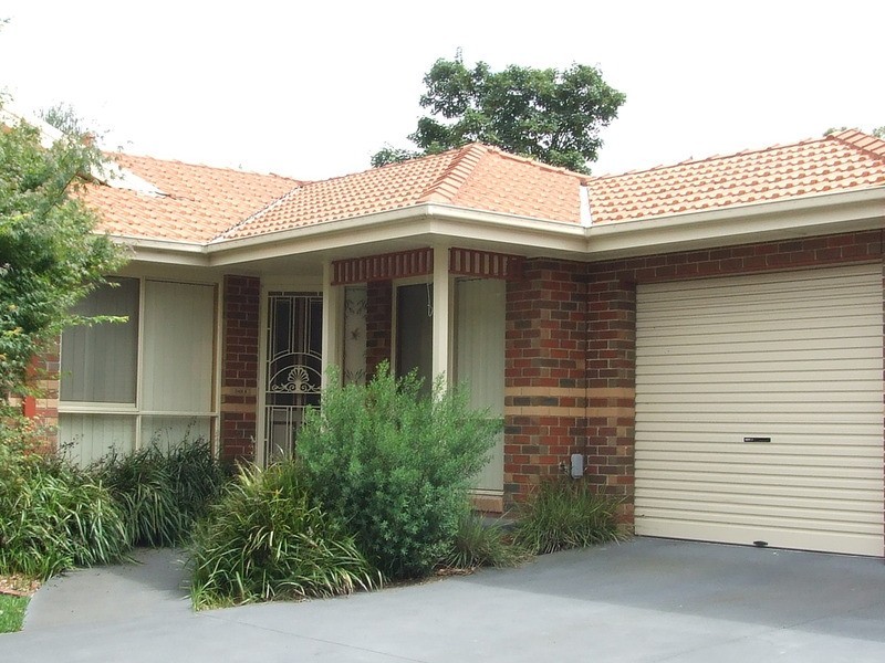 4/6 Devenish Avenue, Montrose VIC 3765