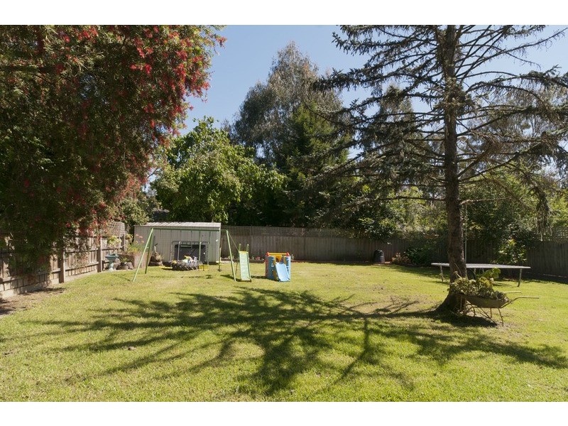 17 Gordon Court, Mooroolbark VIC 3138