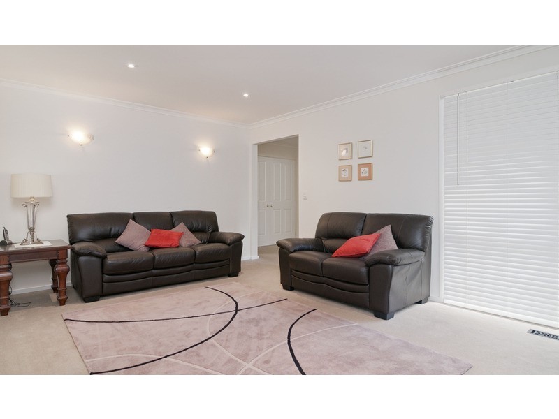 11 Birchwood Drive, Mooroolbark VIC 3138