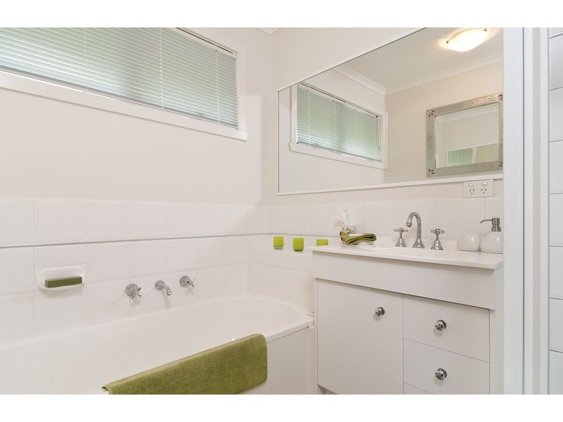 11 Birchwood Drive, Mooroolbark VIC 3138