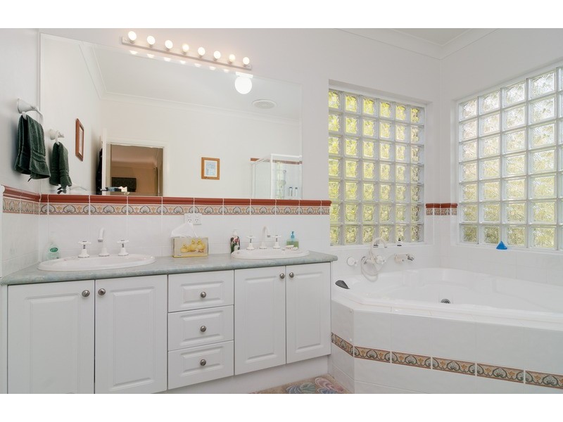 7-13 Monbulk-Seville Road, Seville VIC 3139