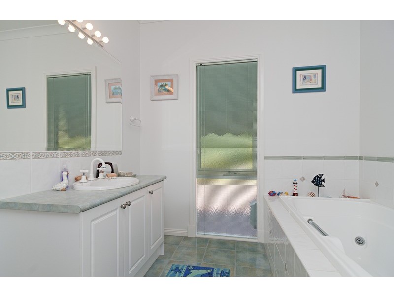 7-13 Monbulk-Seville Road, Seville VIC 3139