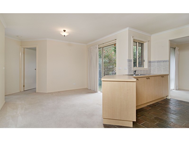 21 Manchester Road, Mooroolbark VIC 3138