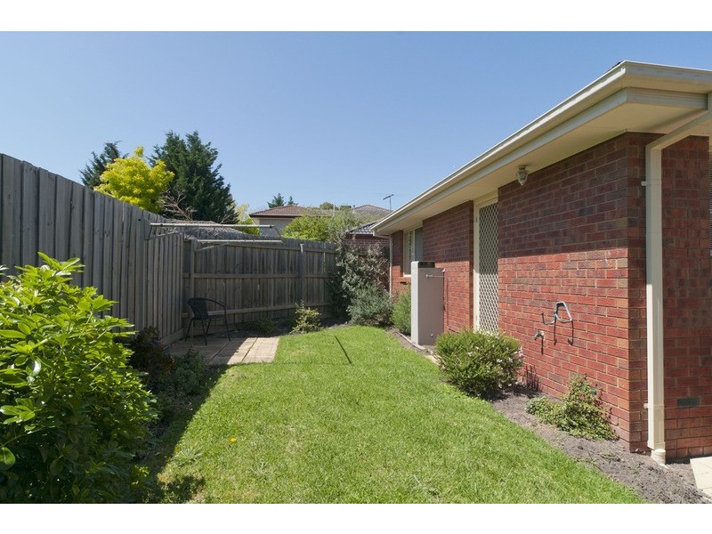 1/6 Churchill Road, Croydon VIC 3136