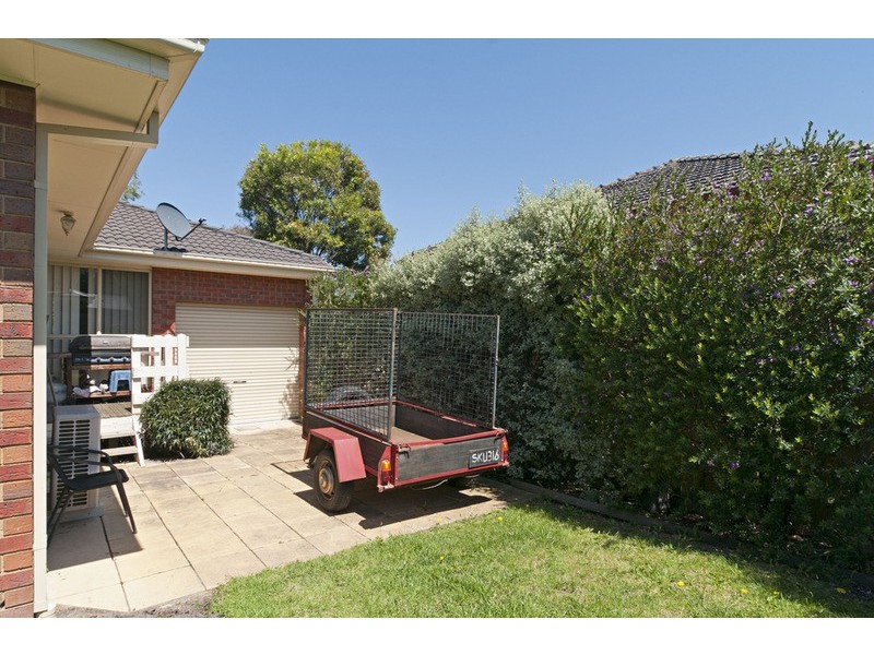 1/6 Churchill Road, Croydon VIC 3136